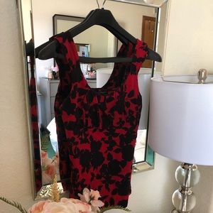 Ann Taylor red black floral tank square neck
